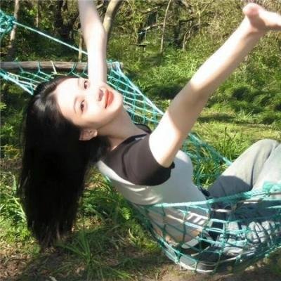 抱着黄金飞翔